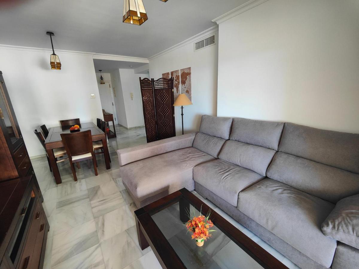 Gran Apartamento Cerca De La Playa Con Piscina En El Centro Fuengirola Esterno foto