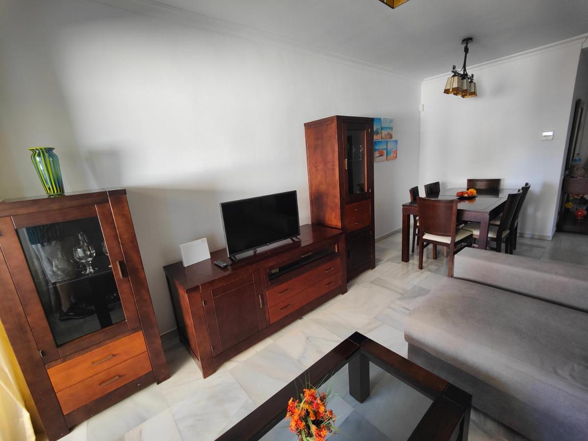 Gran Apartamento Cerca De La Playa Con Piscina En El Centro Fuengirola Esterno foto